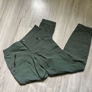 Athleta Trekkie Jogger 2.0 - Olive Green Size 4